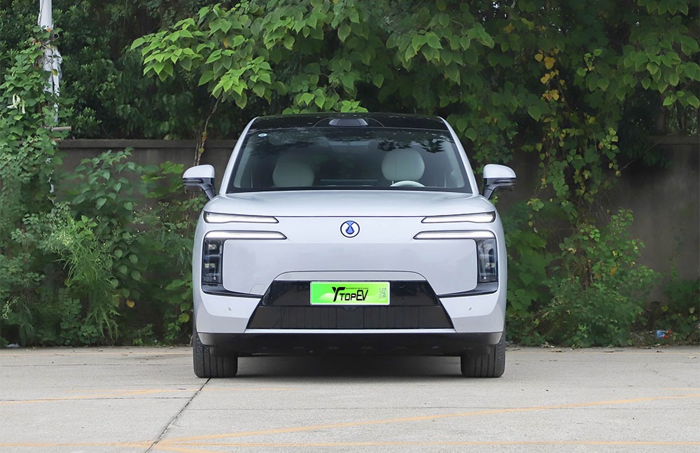 imgi_3_1_3(24) 2026 Denza N8L– China Export Vehicle | CAR IN CHINA - Image 1