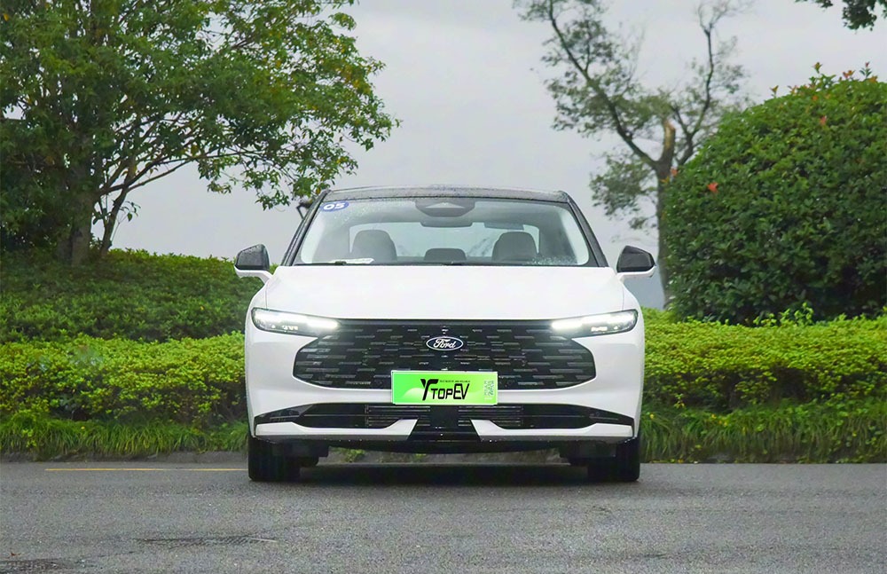 imgi_3_1_3(41) Ford Mondeo 2026– Factory Price From China | CAR IN CHINA - Image 1