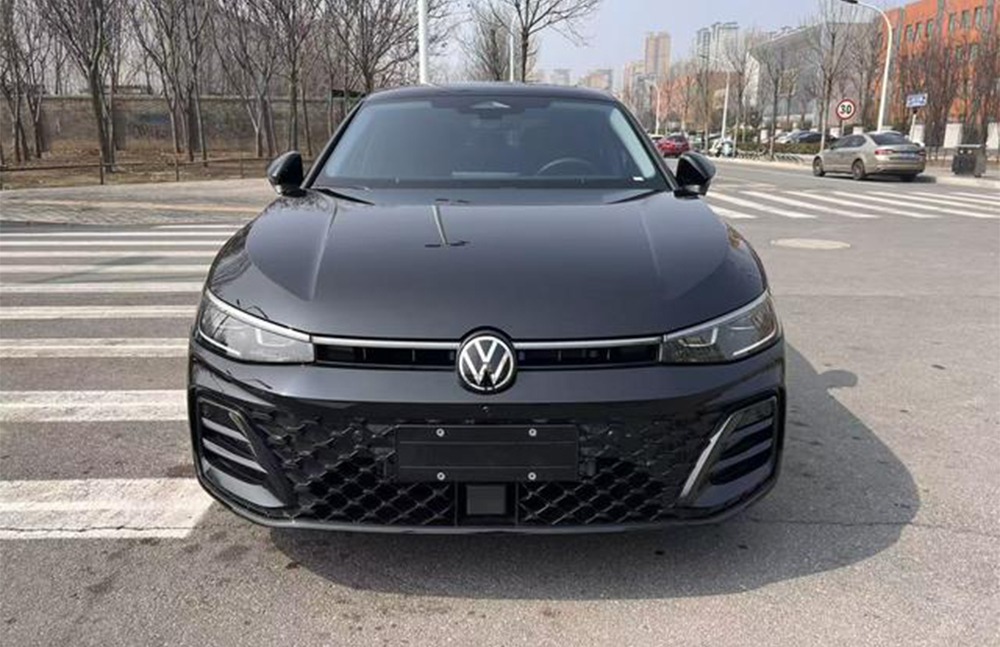 imgi_4_Volkswagen Passat 2 2026 Volkswagen Passat Pro 380TSI Dragon Edition– Ready for Export From China | CAR IN CHINA - Image 1