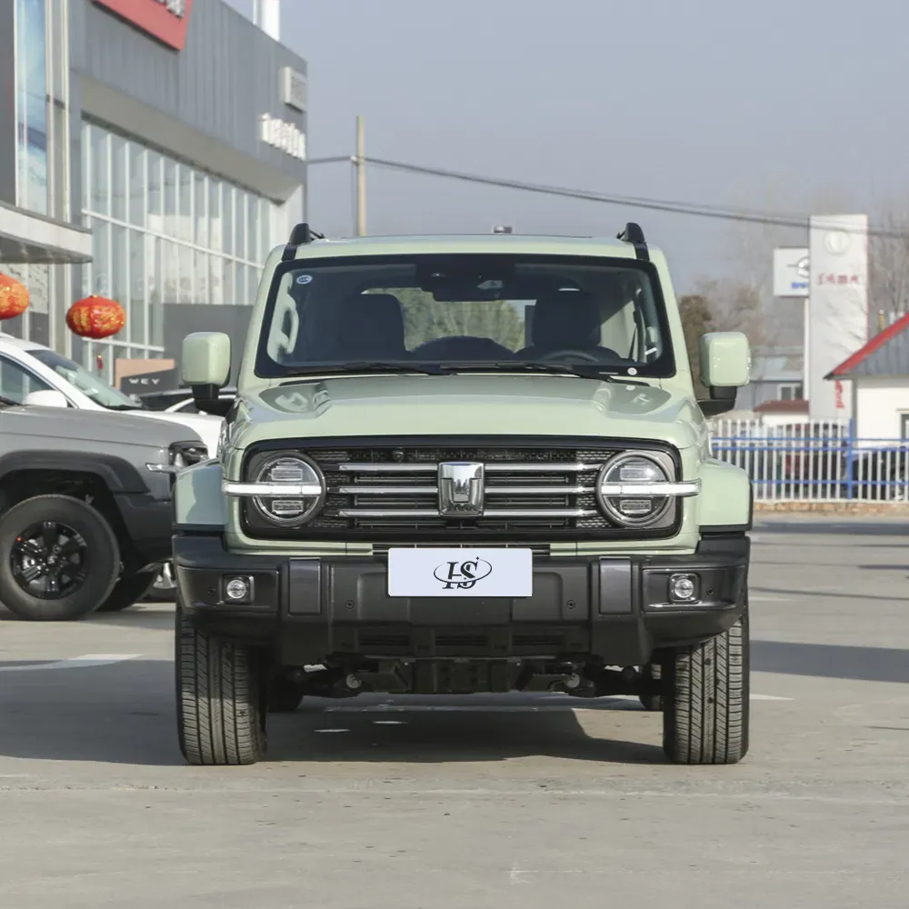 imgi_55_Great-Wall-Brand-High-Speed-Strong-Petrol-Vehicles-Gwm-Ta Gwm Tank 300 2.0t Classic off-Road Spacious and Flexible Space Superior Chassis Performance– In Stock in China | CAR IN CHINA - Image 1