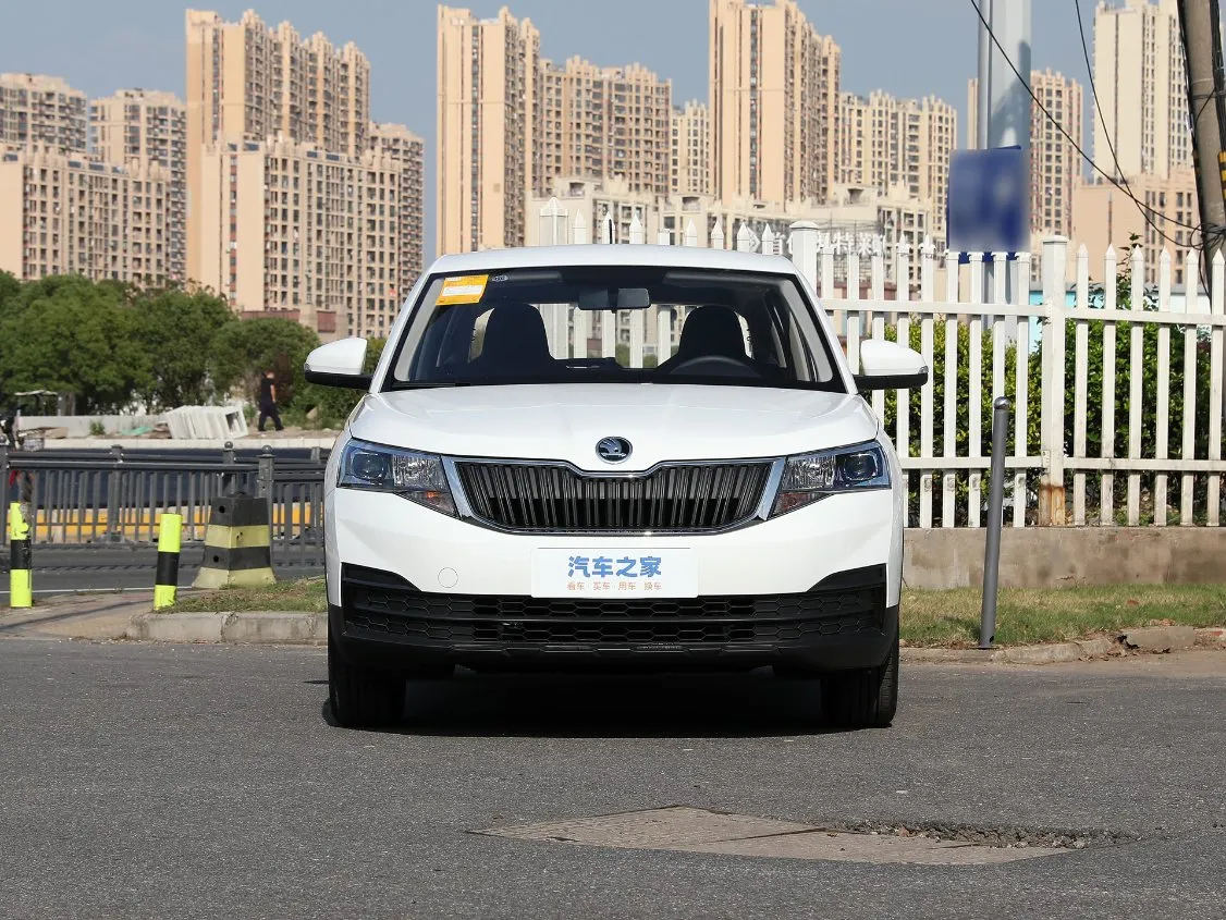 imgi_87_Versatile-5-Seat-SUV-for-Urban-Adventures-Skoda-Kamiq-Gasoline-Second-Hand-Cars Skoda Kamiq SUV– Wholesale Price From China | CAR IN CHINA - Image 1