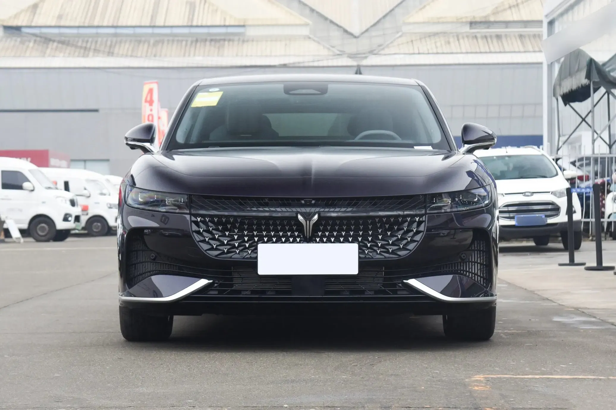 imgi_88_Elevate-Your-Drive-with-Voyah-Passion-Phev-New-Car Voyah Passion Phev New Car– In Stock in China | CAR IN CHINA - Image 1
