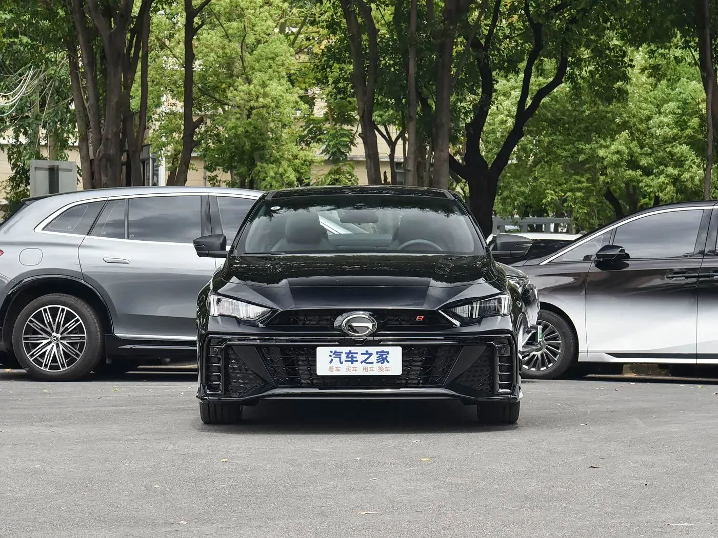imgi_92_GAC-Trumpchi-Empow-Track-Inspired-Sport-Chassis-Stable-Driving-Family-Sedan-Cars GAC Trumpchi Empow Track-Inspired Sport Chassis Stable Driving– Wholesale Price From China | CAR IN CHINA - Image 1