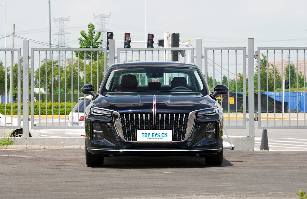 imgi_3_1_3(50) Hongqi H5 2026– China Export Vehicle | CAR IN CHINA - Image 1